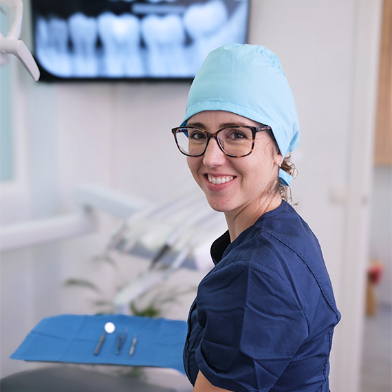 vera clinica dental madrid contacto